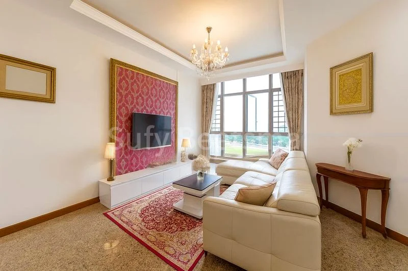 4 Bed Condo for Sale in  The Bayshore - Image 1