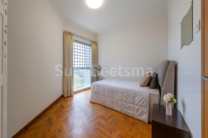 4 Bed Condo for Sale in  The Bayshore - Image 5