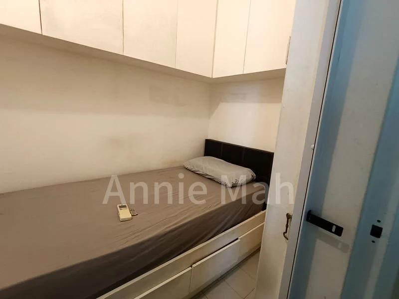 Common Room (Condo) for Rent in  Pasadena - Image 1