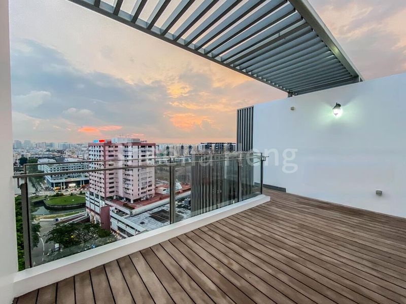 2 Bed Condo for Rent in  Kinex - Image 17