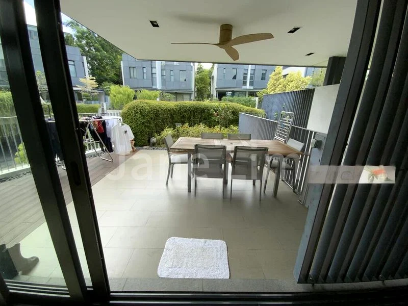 4 Bed Semi-Detached House (Landed) for Rent in  Coronation Arcade - Image 9