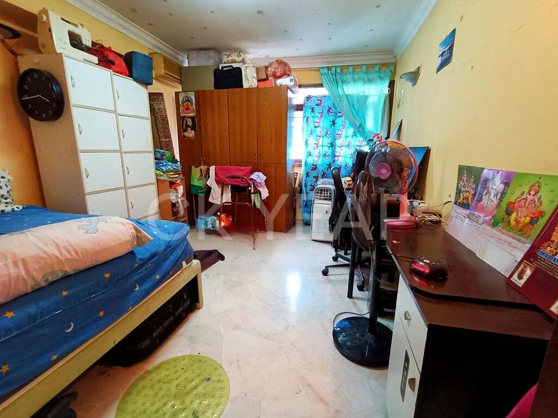 Executive HDB for Sale in 115 Ho Ching Road - Image 10
