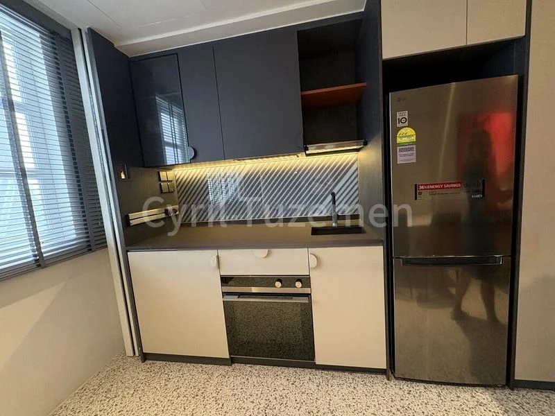 1 Bed Apartment (Condo) for Rent in  Acorn - Image 2