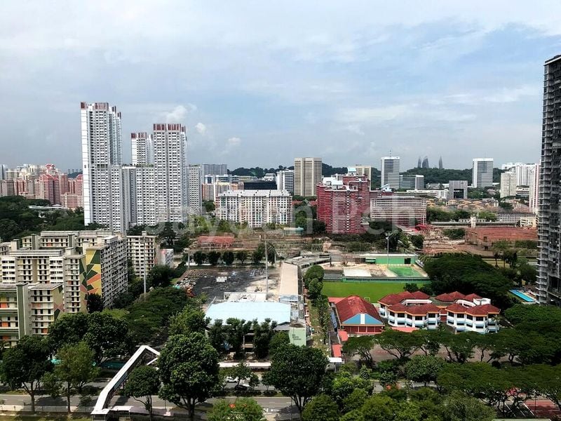 2 Bed Condo for Rent in  The Crest - Image 5