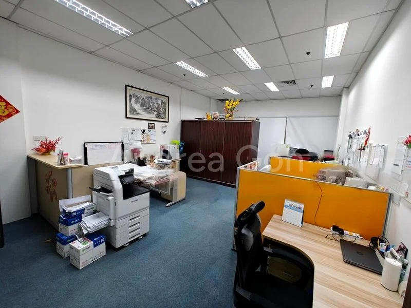 Office for Sale: High Street Centre - Image 3