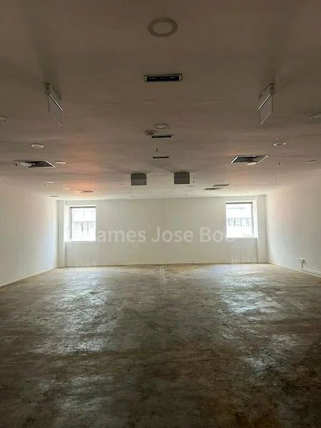 Office for Rent: Affordable office opposite City Hall mrt, available now. - Image 4