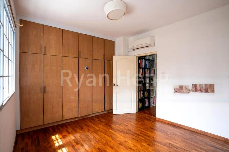 5 Bed Semi-Detached House (Landed) for Sale in  Changi Road - Image 17