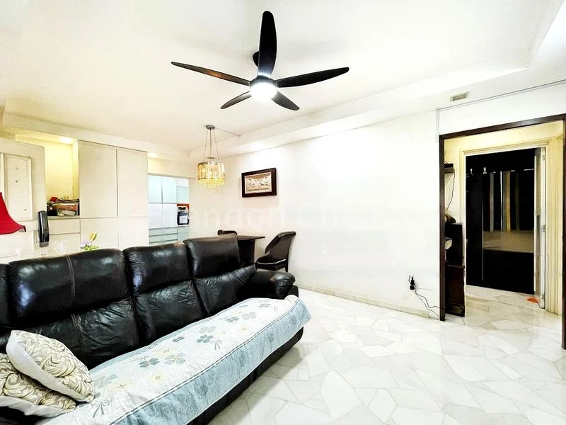 4 Room (4A) HDB for Sale in  596B Ang Mo Kio Street 52 - Image 1