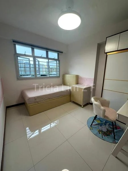 Room (HDB) for Rent in  681A Woodlands Drive 62 - Image 1
