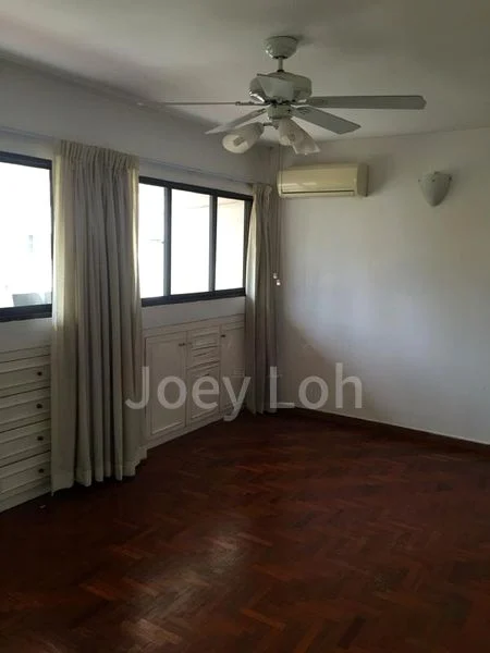 4 Bed Terraced House (Landed) for Rent in  Concorde Hotel And Shopping Mall - Image 10