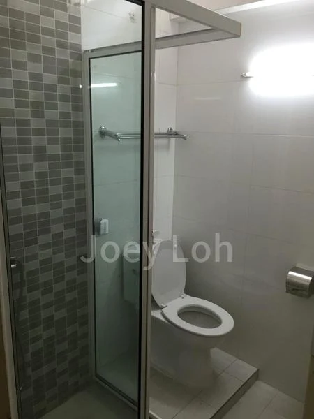 4 Bed Terraced House (Landed) for Rent in  Concorde Hotel And Shopping Mall - Image 11