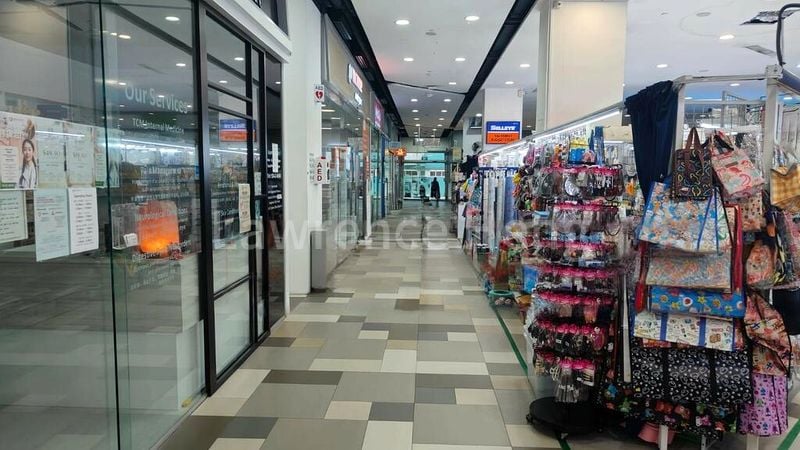 Shop / Shophouse for Rent: Junction Nine - Image 3