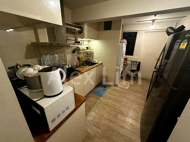 Common Room (HDB) for Rent in  215 Boon Lay Place - Image 1