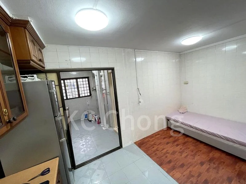 5 Room (5I) HDB for Rent in  281 Toh Guan Road - Image 1