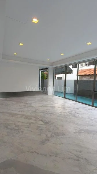 5 Bed Bungalow (Landed) for Rent in  Capitol Park - Image 1