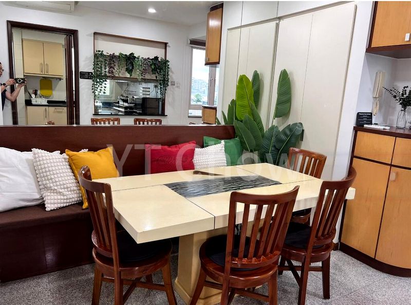 Common Room (Condo) for Rent in  The Warren - Image 2