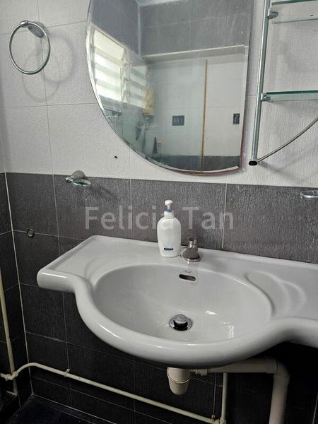 5 Room (5I) HDB for Sale in  491H Tampines Street 45 - Image 7