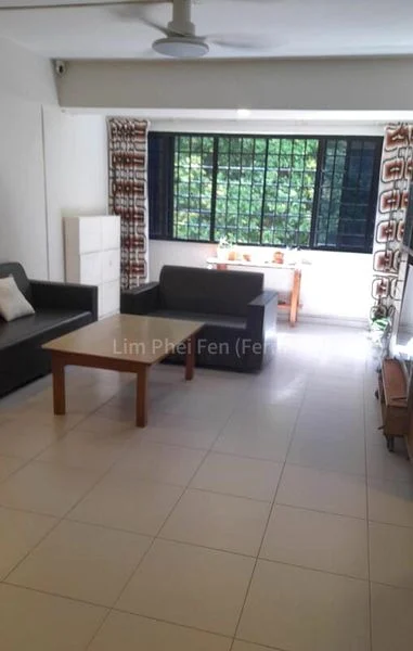 Common Room (HDB) for Rent in  415 Commonwealth Avenue West - Image 3