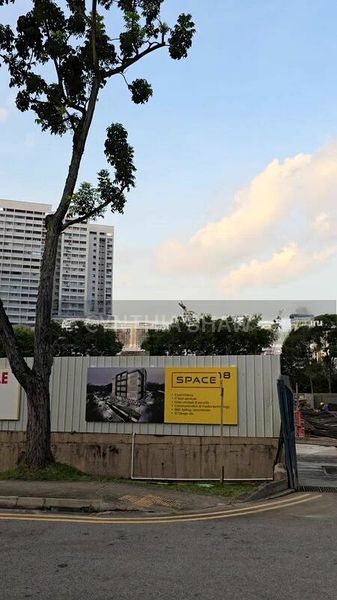 Light Industrial (B1) for Sale: Space 18 - Image 1