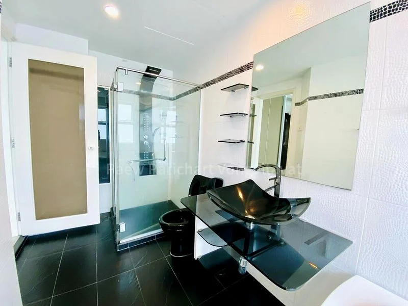 4 Bed Condo for Rent in  Holt Residences - Image 8