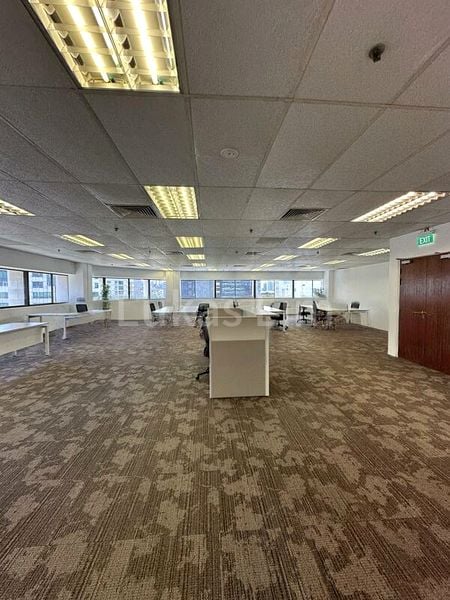 Office for Sale: Fortune Centre - Image 6