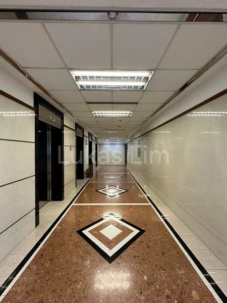 Office for Sale: Fortune Centre - Image 3
