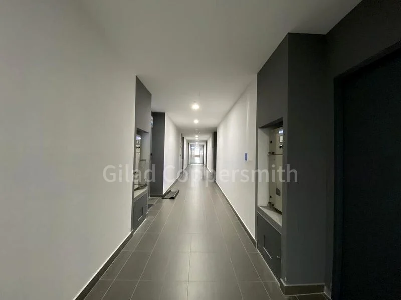 Light Industrial (B1) for Rent: Nordcom II - Image 4