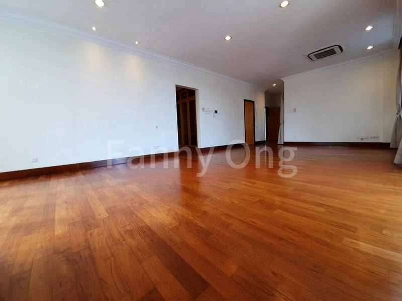 6 Bed Bungalow (Landed) for Rent in  Villas Holland - Image 17