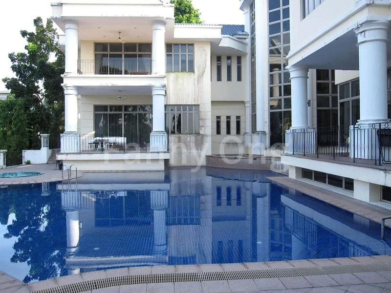 6 Bed Bungalow (Landed) for Rent in  Villas Holland - Image 2