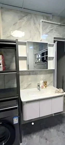 Room (HDB) for Rent in 208 Petir Road - Image 6