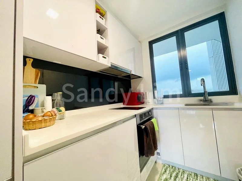 3 Bed Condo for Rent in  8M Residences - Image 4