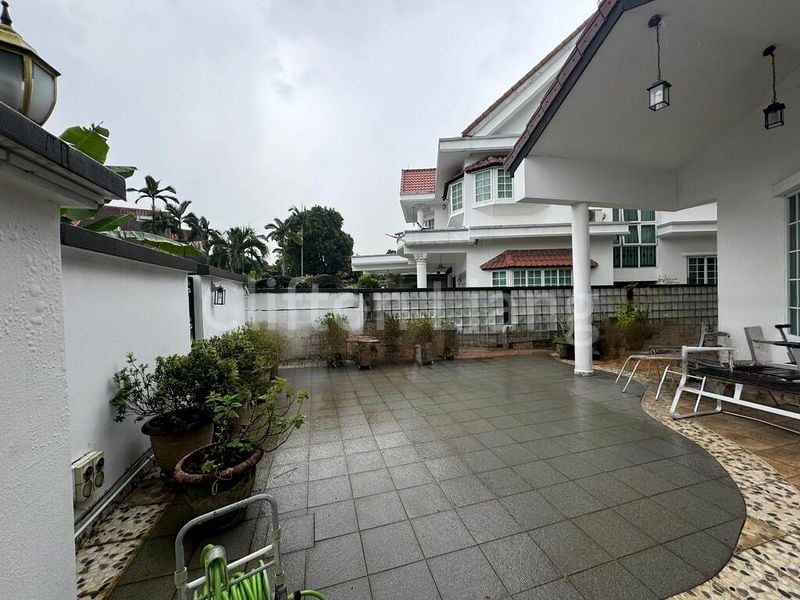 8 Bed Semi-Detached House (Landed) for Sale in Sembawang Hills Estate - Image 1