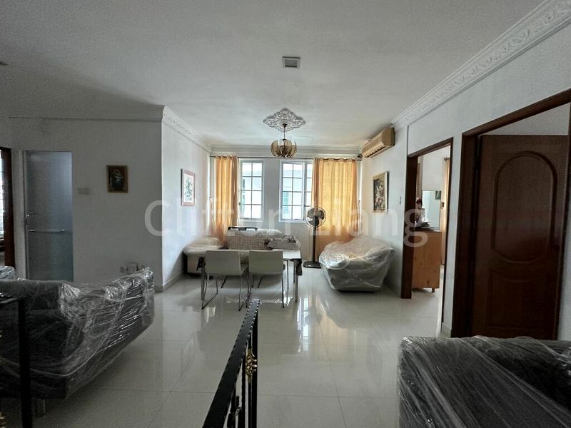 8 Bed Semi-Detached House (Landed) for Sale in Sembawang Hills Estate - Image 7