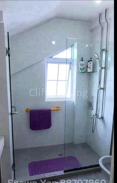 8 Bed Semi-Detached House (Landed) for Sale in Sembawang Hills Estate - Image 9