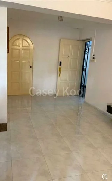 4 Room (4A) HDB for Rent in  20 Queen's Close - Image 1