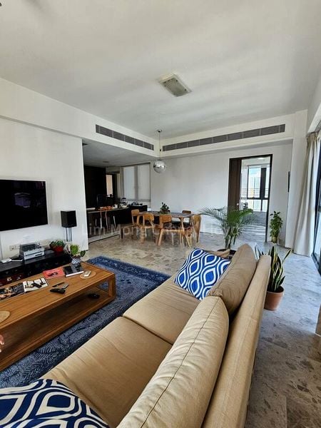 3 Bed Condo for Sale in  Centennia Suites - Image 5