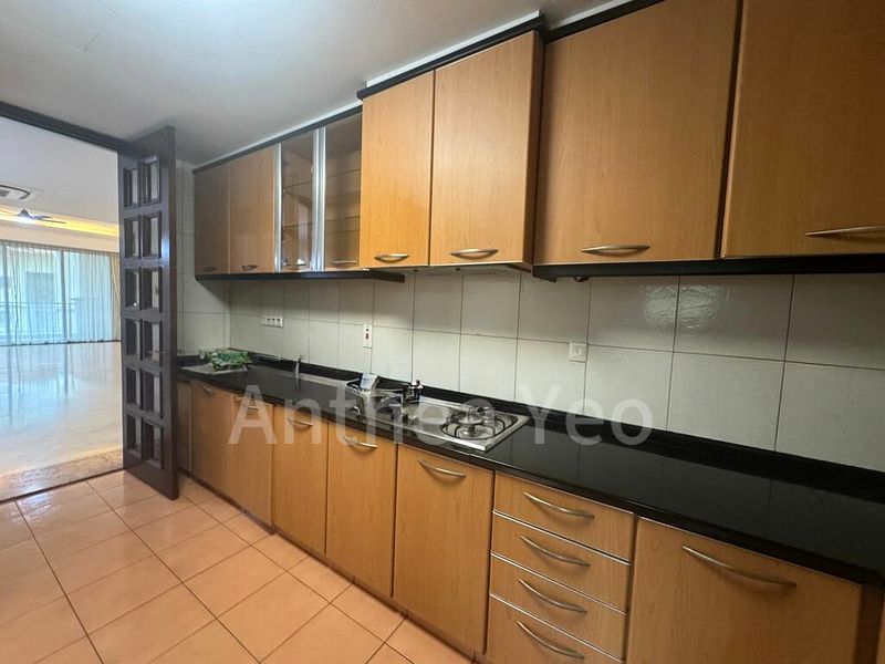 5 Bed Condo for Sale in  Pebble Bay - Image 5