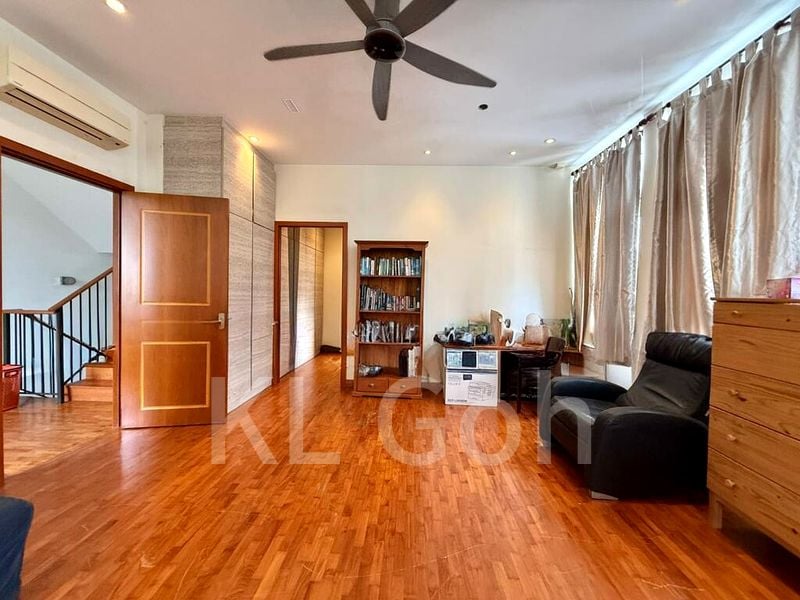 7 Bed Corner Terrace (Landed) for Sale in  Thomson Ridge - Image 7