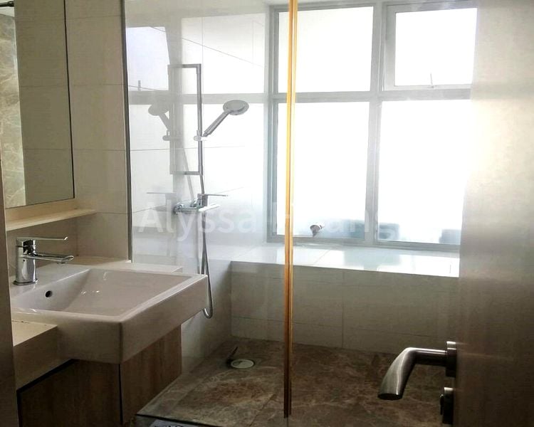 Common Room (Condo) for Rent in  Caspian - Image 8