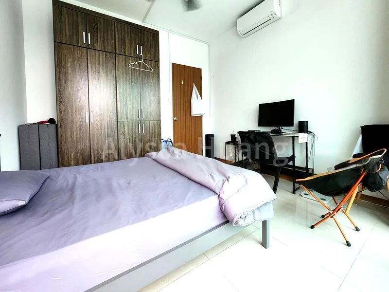 Common Room (Condo) for Rent in  Caspian - Image 3