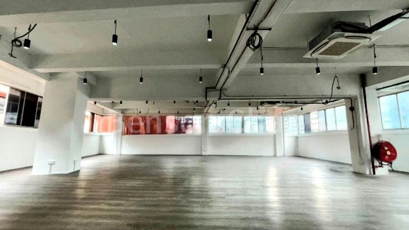 Light Industrial (B1) for Rent: Lam Thong Building - Image 4