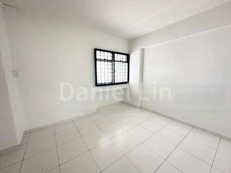 4 Room (4A) HDB for Rent in  743 Woodlands Circle - Image 4