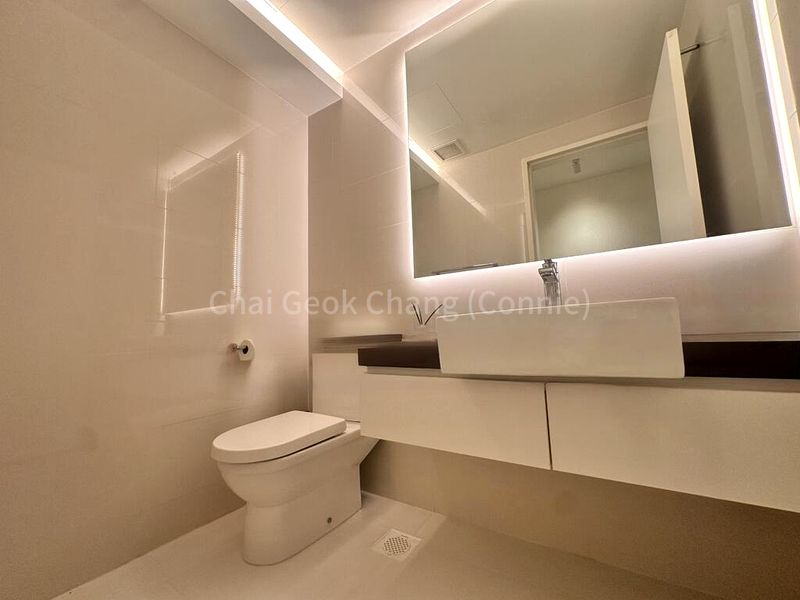 3 Bed Condo for Rent in  The Interlace - Image 7