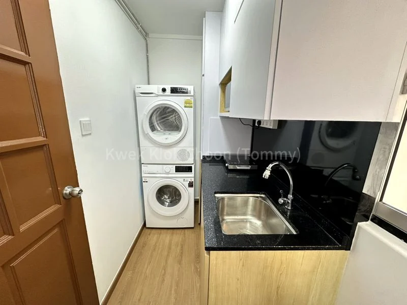 Studio HDB for Rent in  2 Jalan Bukit Merah - Image 5
