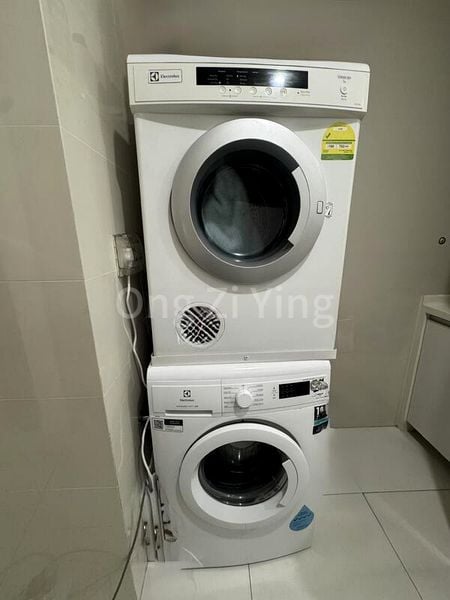 3 Bed Condo for Rent in  D'leedon - Image 9