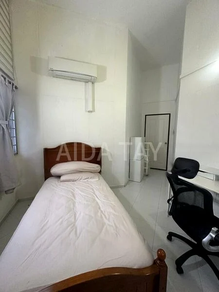Common Room (HDB) for Rent in  710 Jurong West Street 71 - Image 8