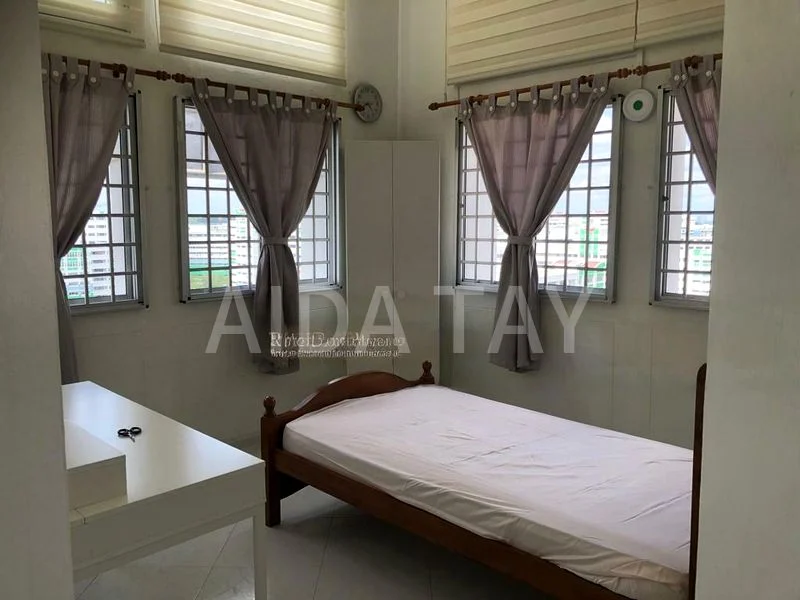 Common Room (HDB) for Rent in  710 Jurong West Street 71 - Image 3