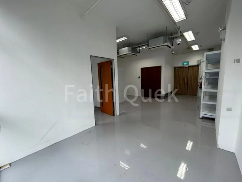 Light Industrial (B1) for Sale: The Elitist - Image 2