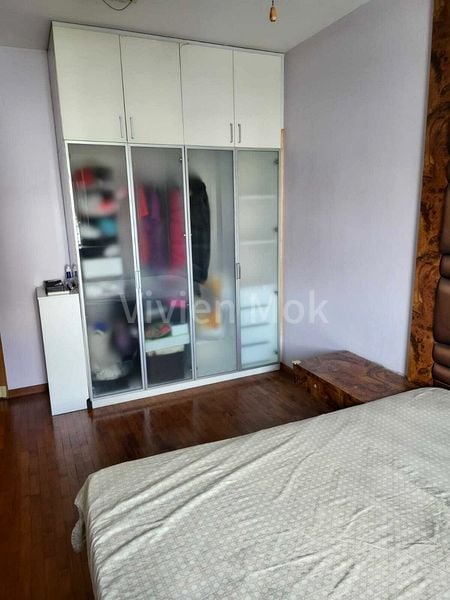 3 Bed Condo for Rent in  The Jade - Image 4