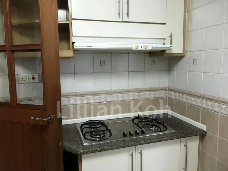 2 Bed Condo for Rent in The Bayshore - Image 2